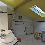 Maison Familiale Avec Grand Jardin Pres Du Perigord - 3 Chambres, Wifi Et Velos Fournis - Fr-1-653-171 Holiday home Combiers