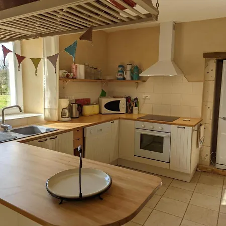 Maison Familiale Avec Grand Jardin Pres Du Perigord - 3 Chambres, Wifi Et Velos Fournis - Fr-1-653-171