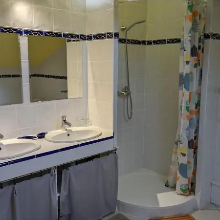 Vakantiehuis Maison Familiale Avec Grand Jardin Pres Du Perigord - 3 Chambres, Wifi Et Velos Fournis - Fr-1-653-171 *