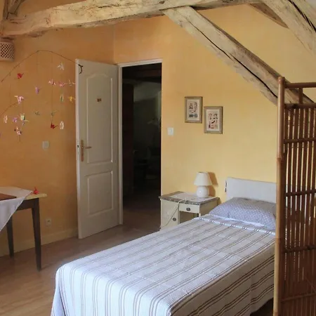 Maison Familiale Avec Grand Jardin Pres Du Perigord - 3 Chambres, Wifi Et Velos Fournis - Fr-1-653-171 * Combiers