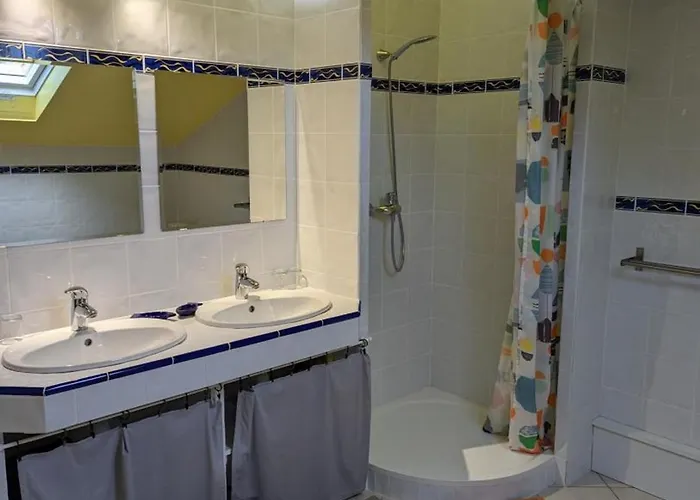 Сasa de vacaciones Maison Familiale Avec Grand Jardin Près Du Périgord - 3 Chambres, Wifi Et Vélos Fournis - Fr-1-653-171 *