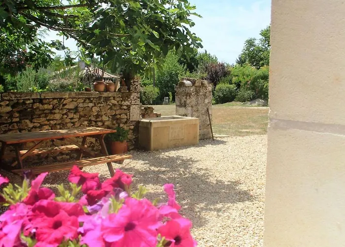 Maison Familiale Avec Grand Jardin Près Du Périgord - 3 Chambres, Wifi Et Vélos Fournis - Fr-1-653-171 Combiers